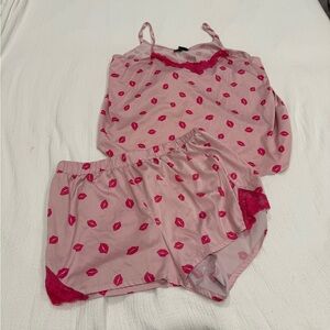 Torrid Pink Lip Print Sleepwear size 1 set